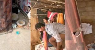 Desi Affair xx Public Phone Captured