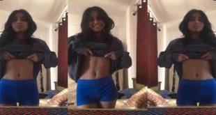 Slim Sexy Cute Gf Showing